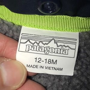 Patagonia Jackets & Coats - Reversible boys winter coat Patagonia Jackets & Coats - Reversible boys winter coat